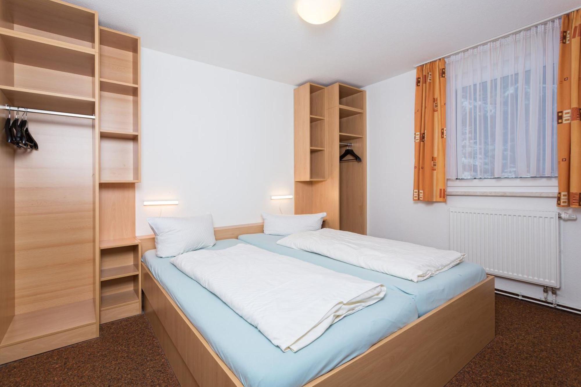 Sportpark Rabenberg Hotel Breitenbrunn  Bagian luar foto